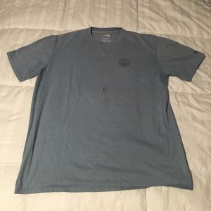 THRIFTED North face t shirt